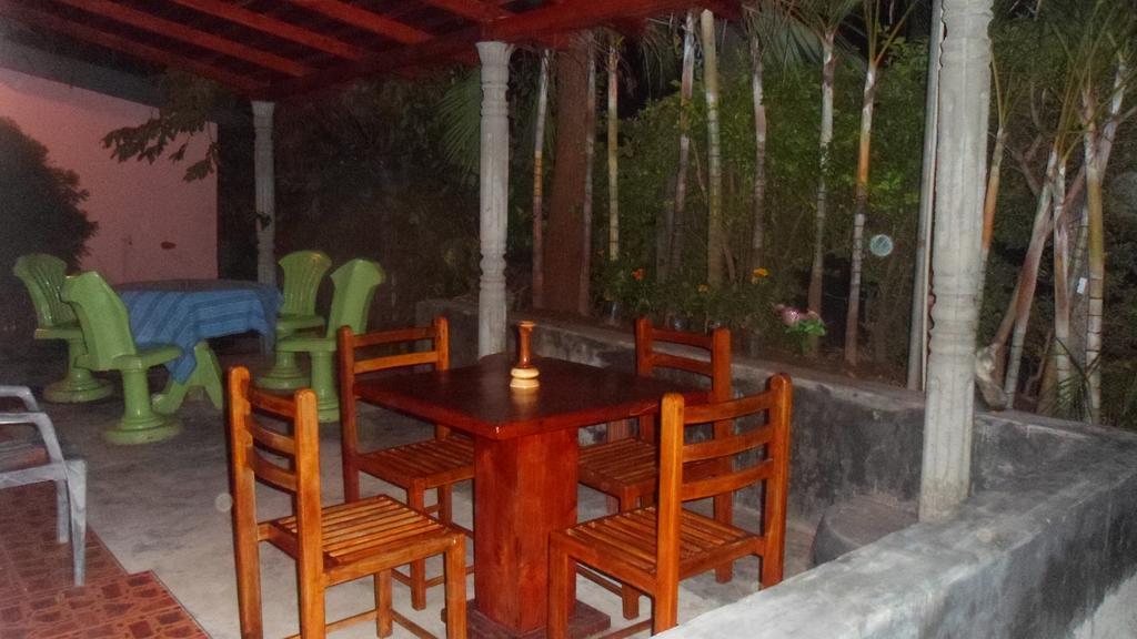 Thisal Guest House Polonnaruwa Εξωτερικό φωτογραφία